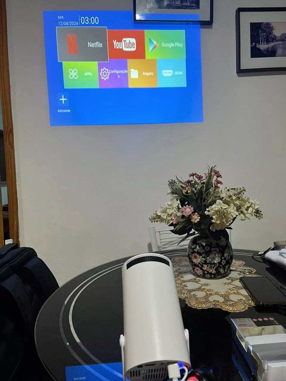 Proyector HY-300